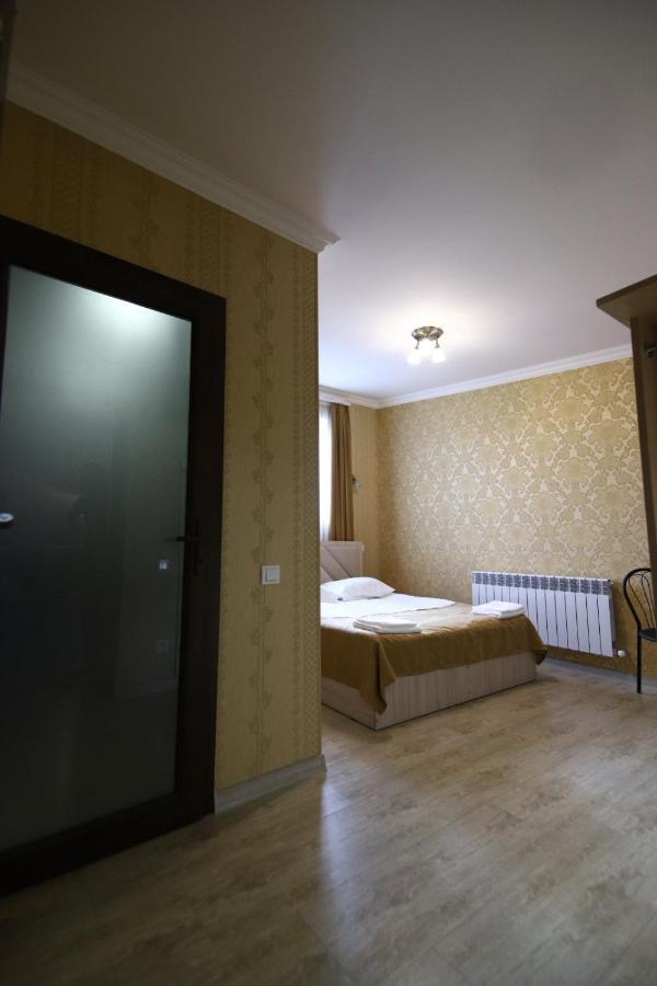 Gyumri Guest House Exteriör bild